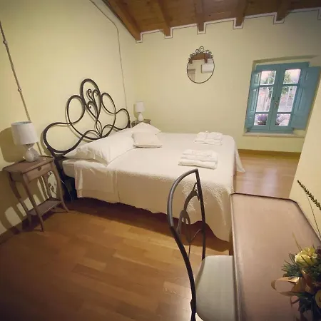 Bed & Breakfast Su Strintu *