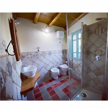 Su Strintu B&B Tuili