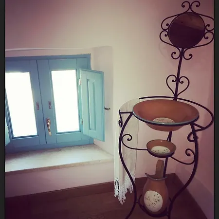 Su Strintu Bed & Breakfast *