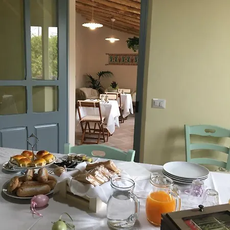Su Strintu Bed & Breakfast Tuili
